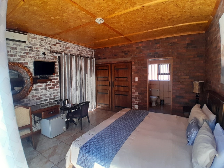 10 Bedroom Property for Sale in Kathu Northern Cape